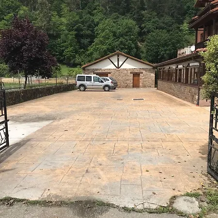 El Roblon De Cabuerniga Herberg Renedo De Cabuerniga