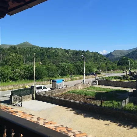 Herberg El Roblon De Cabuerniga Renedo De Cabuerniga