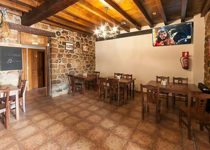 여관 El Roblon De Cabuerniga