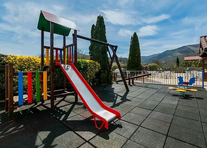 El Roblon De Cabuerniga 여관 3*