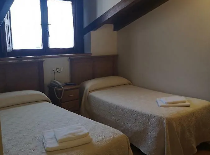 El Roblon De Cabuerniga 여관 3*